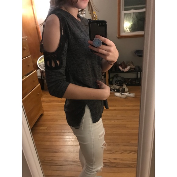 Blouse from T.J Maxx - Picture 3 of 7